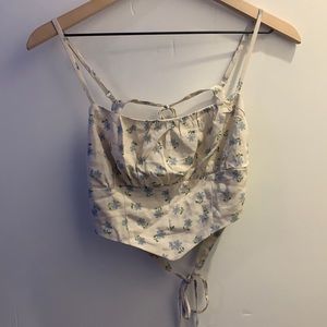 kendall and kylie floral tie top